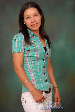 Carolina, 103293, Cartago, Costa Rica, women, Age: 35, Music, Secondary